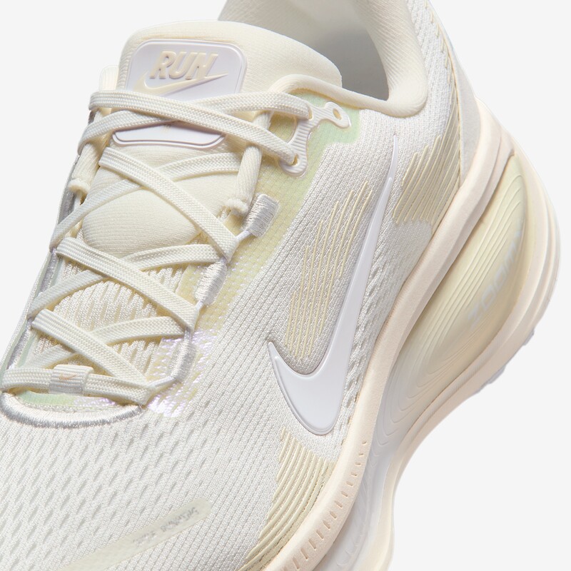 Nike Vomero 18 